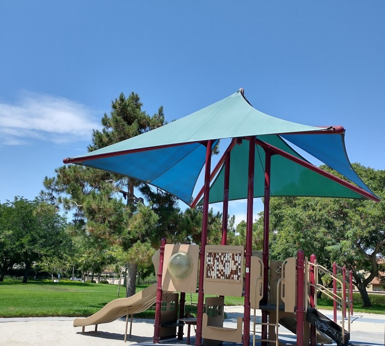 San Leandro Park (Irvine,&nbspCA)